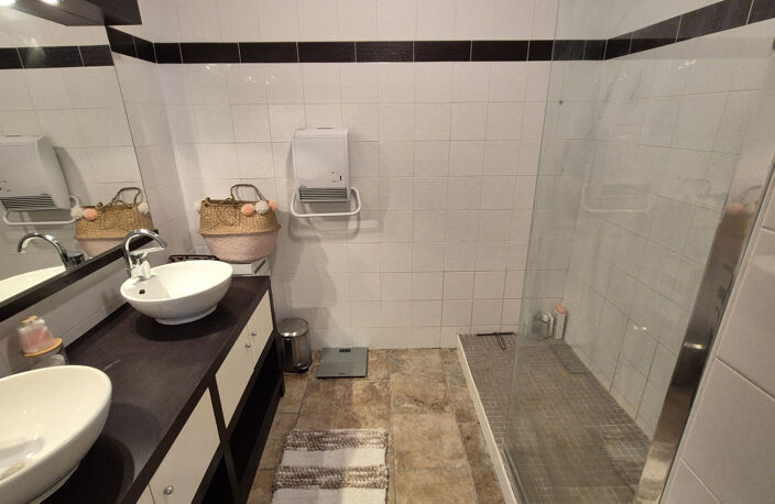 Dépt Hérault (34), à vendre MONTPELLIER Appartement T3 de 84 — photo 5