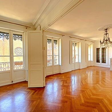 Appartement 6 pièces 849000 €