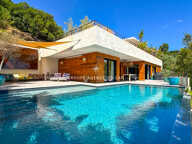 A VENDRE VILLA CONTEMPORAINE VUE MER PISCINE POOL HOUSE CHAMBRES EN SUITE LES ISSAMBRES — photo 2