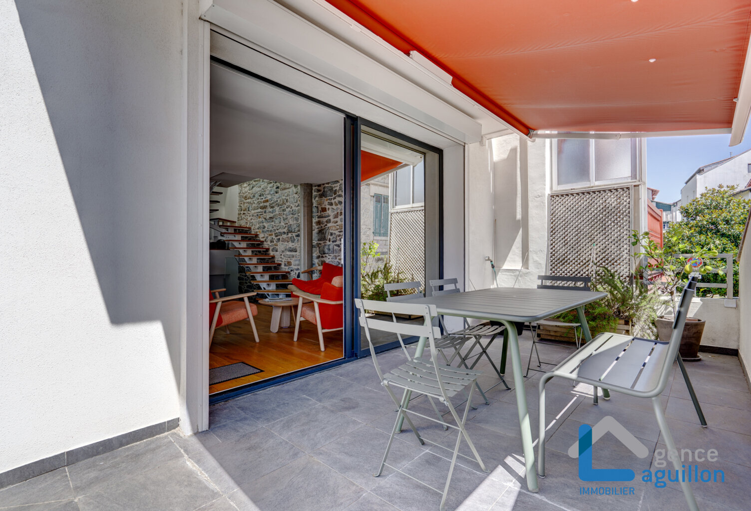 MAISON DE VILLE RENOVEE AVEC GOUT- QUARTIER PRISE DE CANETA — photo 1