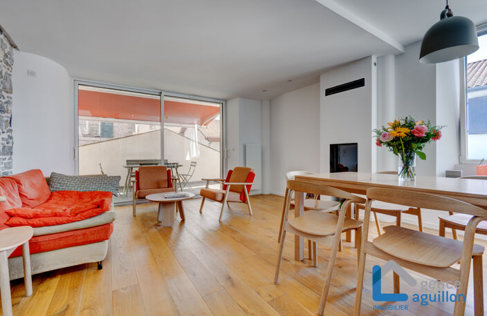 MAISON DE VILLE RENOVEE AVEC GOUT- QUARTIER PRISE DE CANETA — photo 3