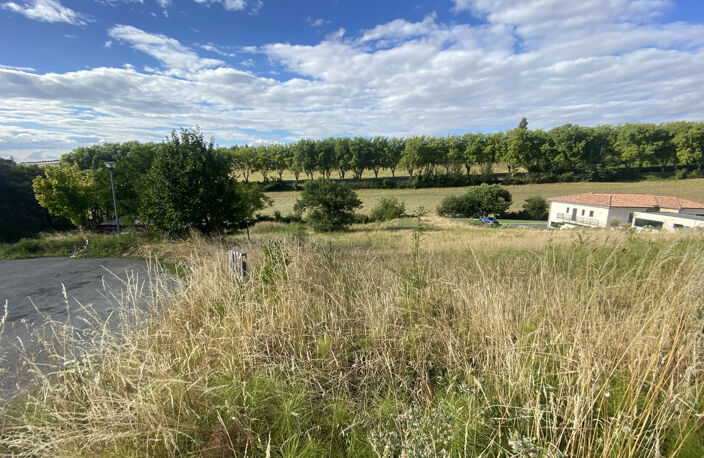 Terrain viabilisé de 1608m2 au calme — photo 2