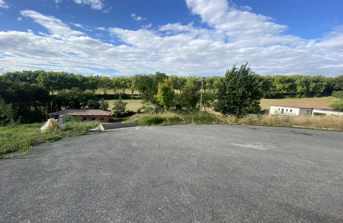 Terrain viabilisé de 1608m2 au calme — photo 4