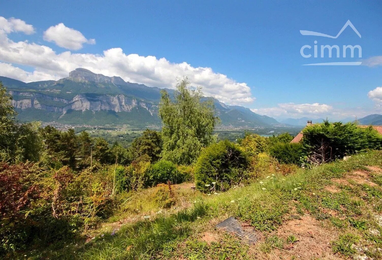 Vente terrain constructible  entièrement viabilisé — photo 1