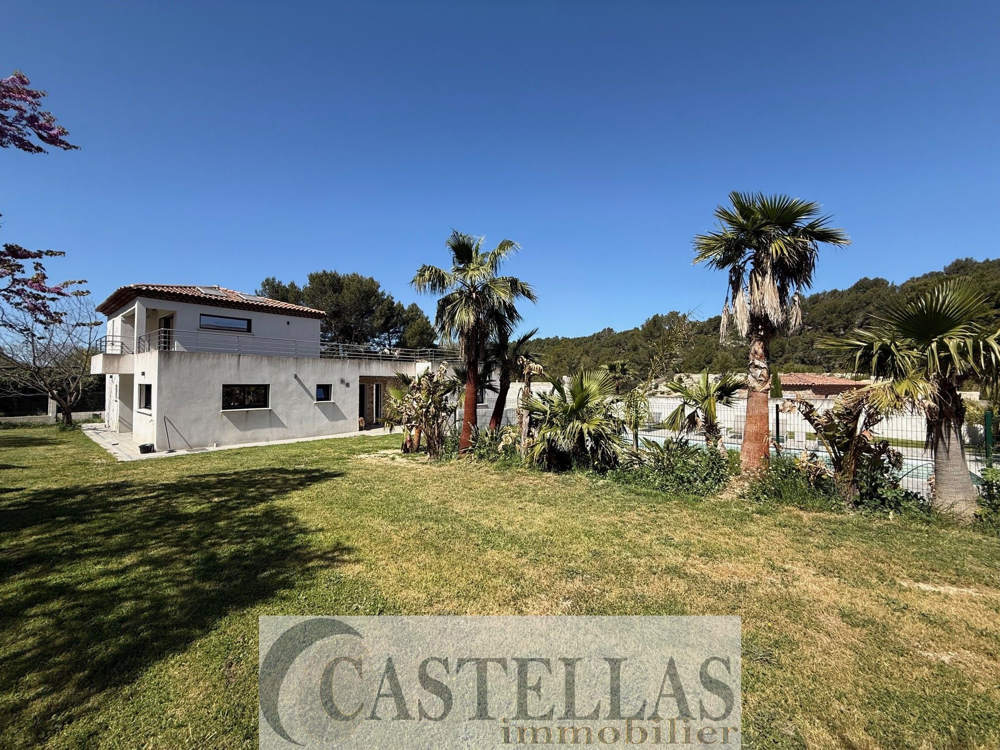 Villa / Maison  T5 à vendre Roquefort-la-Bédoule 13830