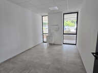 location local commercial neuf de 61m2 aux tannes basses à C — photo 3