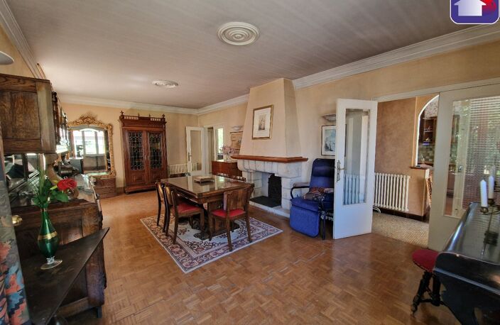 Vente maison 5 pièces 139 m² Tarascon-sur-Ariège (09400) — photo 2