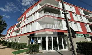 Commerce  151 m² à louer à La Verpillière (38290)