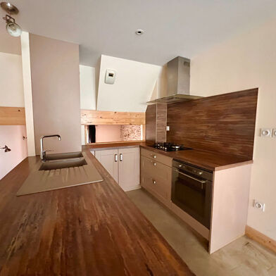 Appartement 3 pièces 650 €