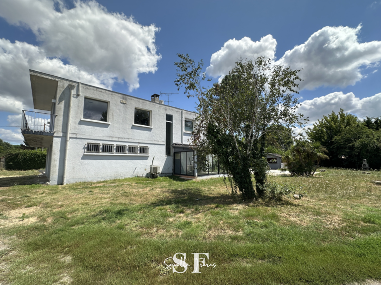 ROQUEFORT RIVE GAUCHE - MAISON FAMILIALE AVEC PISCINE ET TERRAIN — photo 1