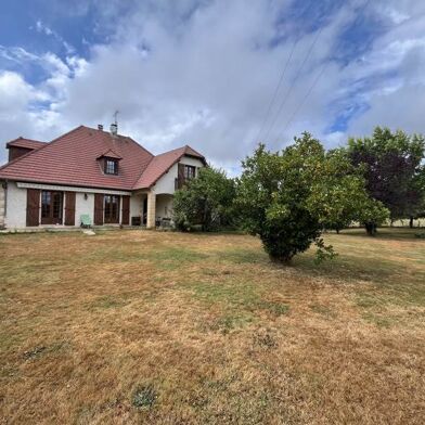 Maison 8 pièces 265500 €