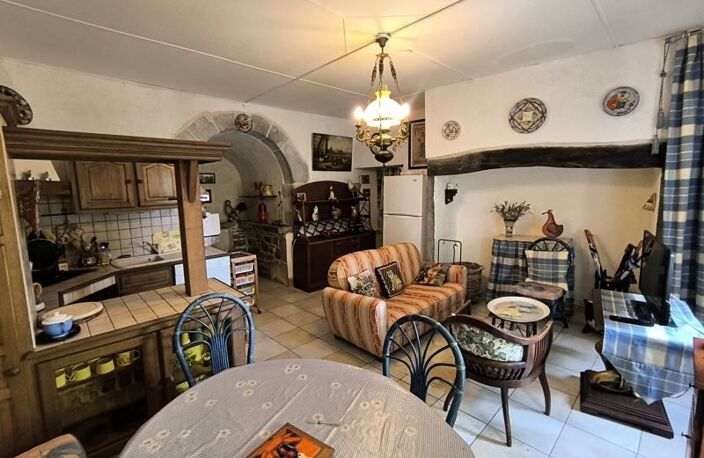 Maison en pierre de 5 pièces principales — photo 2