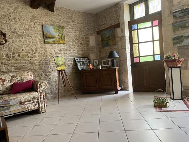 Maison de bourg de 6 pièces principales — photo du bien