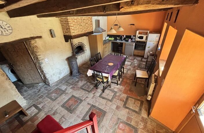 Maison en pierre de 9 pièces principales — photo 2