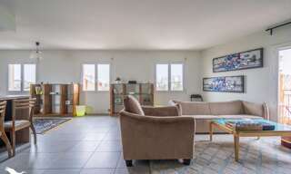 Appartement 3 Pièces 90 m² à vendre à Bordeaux (33300)