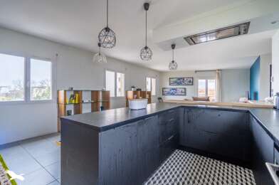 Appartement 3 pièces 337920 €