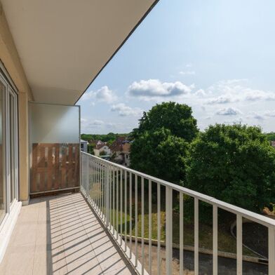 Appartement 5 pièces 234000 €