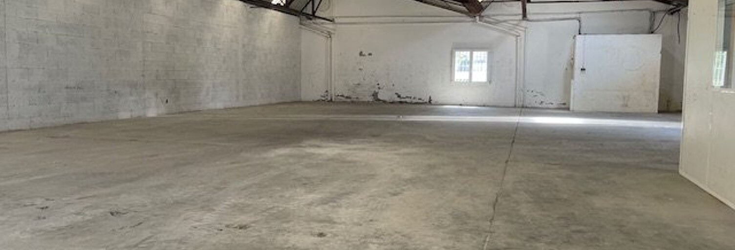 Commerce  1475 m² à louer à Pontcharra (38530)