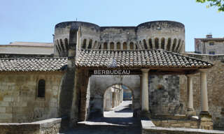 Commerce  86 m² à louer à Pernes-les-Fontaines (84210)