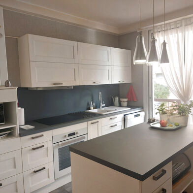 Appartement 5 pièces 335000 €