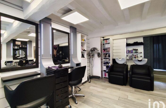 Vente Local d'activités 77 m&sup2; — photo 2