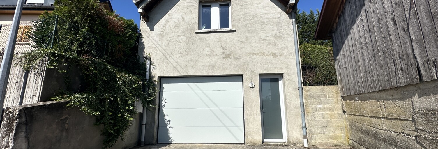 Garage  100 m² à vendre à Wittersdorf (68130)