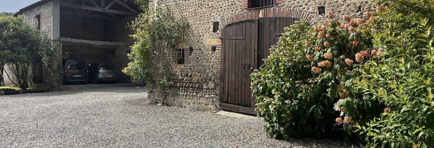 Maison 12 Pièces 410 m² à vendre à Vic-en-Bigorre (65500)