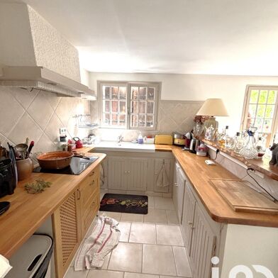 Maison 7 pièces 300000 €