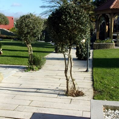 Maison 10 pièces 636000 €