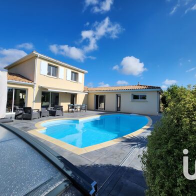 Maison 5 pièces 349000 €