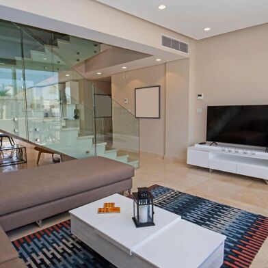 Appartement 6 pièces 674000 €