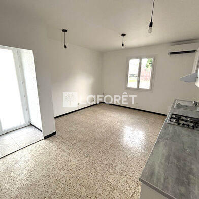 Maison 2 pièces 590 €