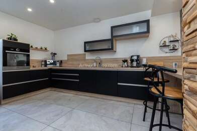 Maison 4 pièces 220000 €