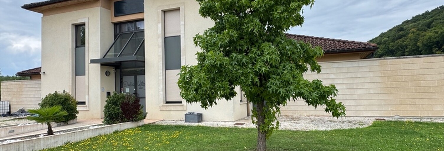 Maison 10 Pièces 300 m² à vendre à Saint-Dizier (52100)