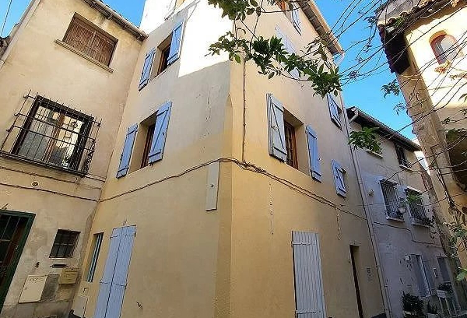 Immeuble 4 pièces — photo 1