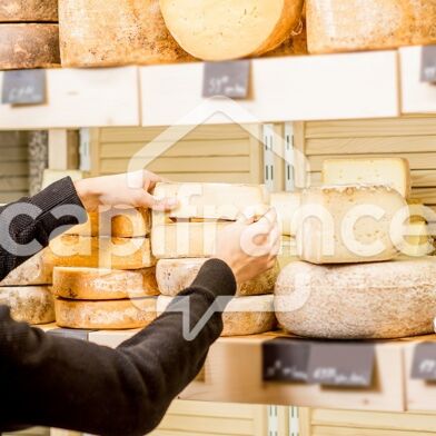 Commerce 2 pièces 330000 €