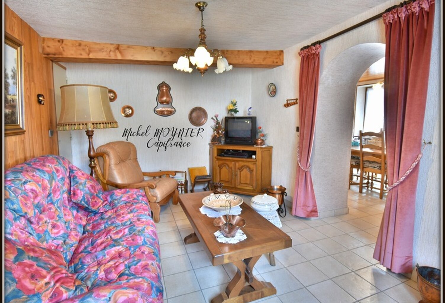 Bâtisse en pierre avec 97 m2 habitables et 600 m2 de potentiel, à LA ROCHE DE RAME (05) — photo 1