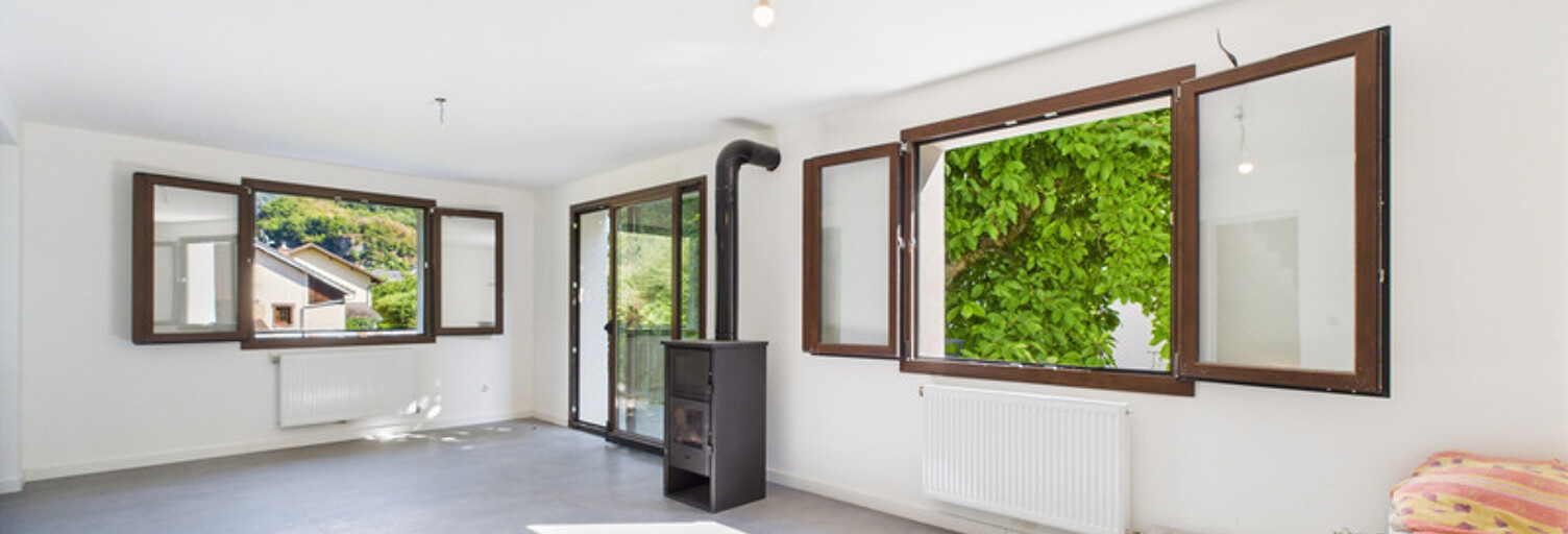 Maison 8 Pièces 155 m² à vendre à Val-d'Arc (73220)