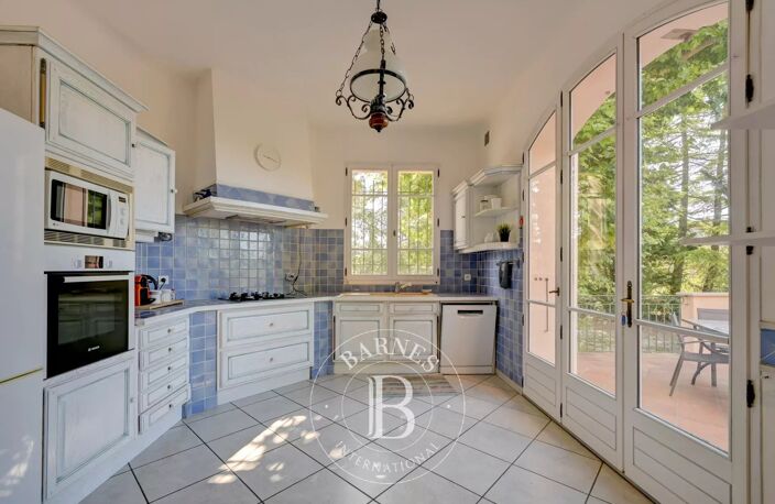 EXCLUSIVITÉ BARNES – ORAISON - DEMEURE DE CARATÈRE – 250 M² – 6 — photo 4