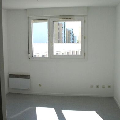 Appartement 1 pièces 490 €