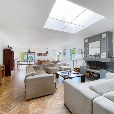 Maison 12 pièces 990000 €