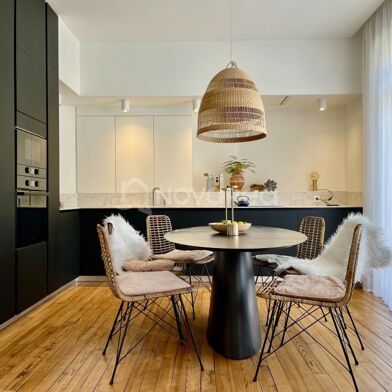 Appartement 3 pièces 890 €