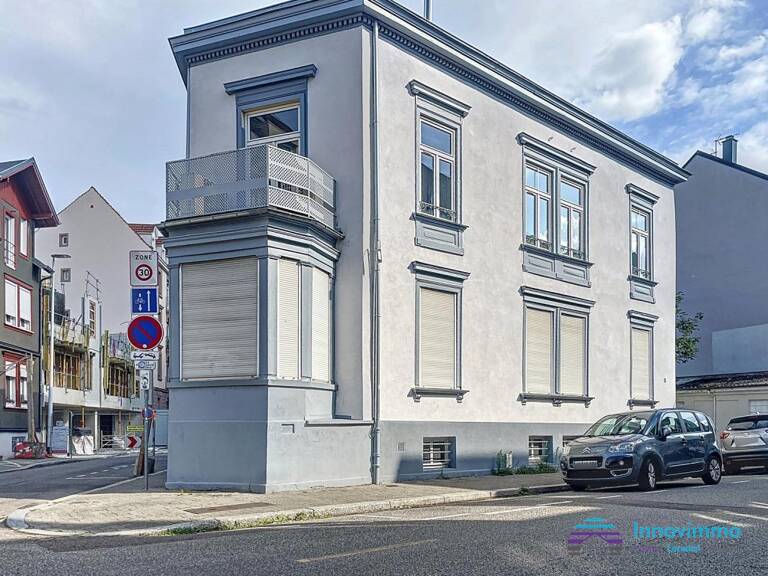 Immeuble de bureaux à Neudorf — photo 1