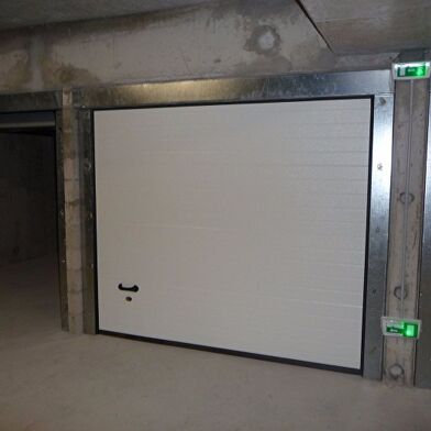 Garage  87 €