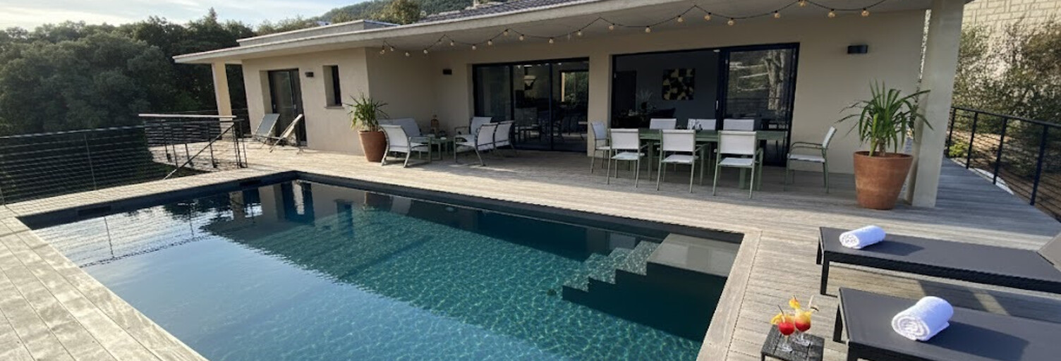 Maison 5 Pièces 156 m² à vendre à Zonza (20144)