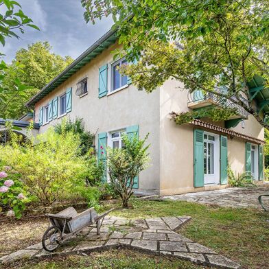 Maison 8 pièces 598000 €