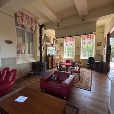 Maison 8 pièces 330000 €