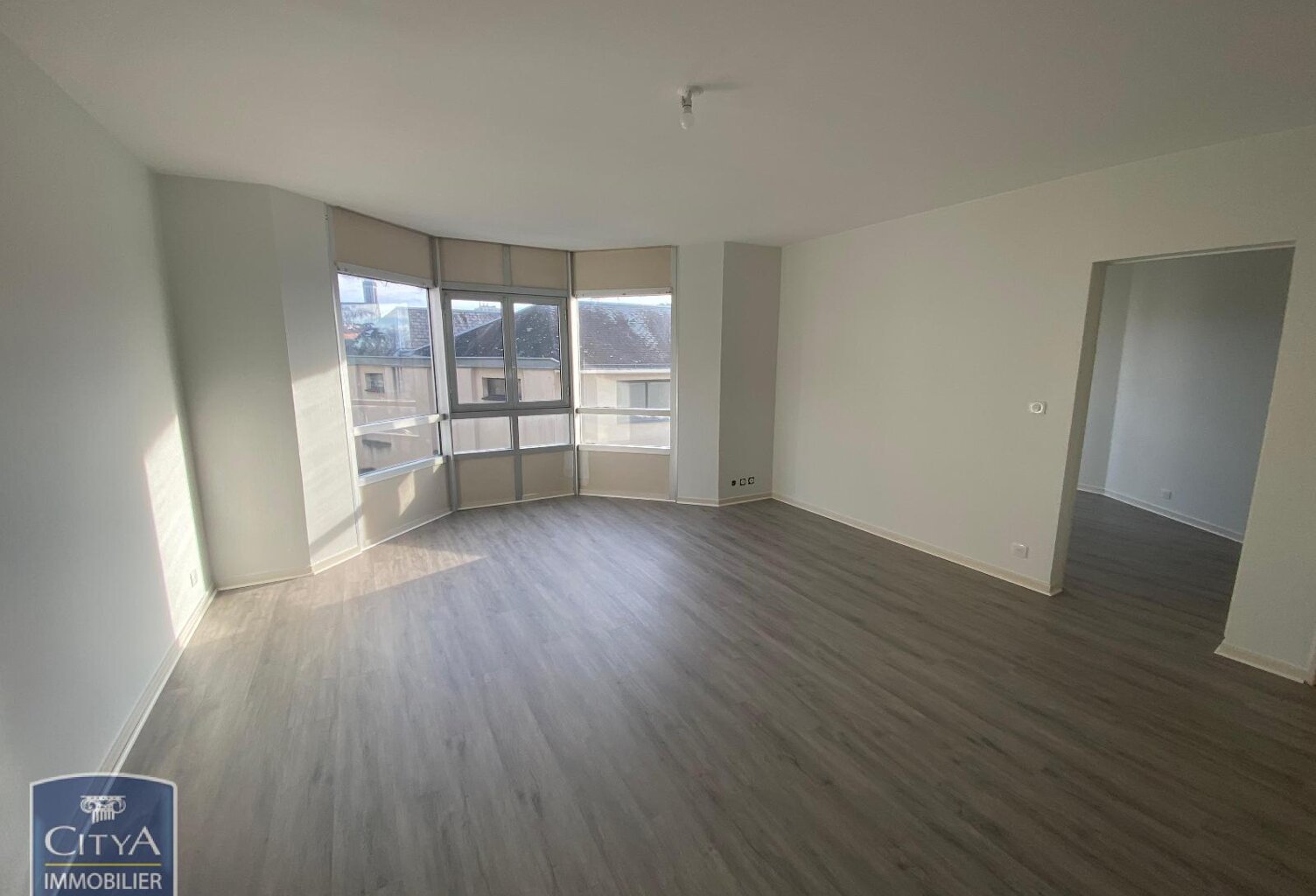 Location appartement 2 pièces 45 m² à Cholet (49300) — photo 1
