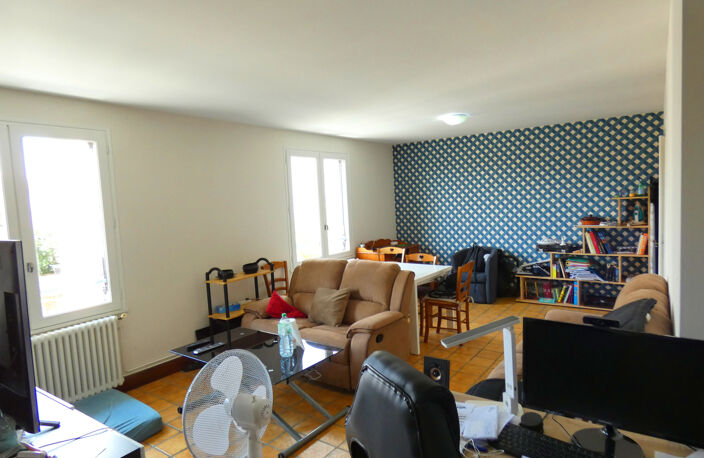 Beau et grand T3 BALCON GARAGE — photo 2