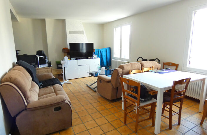 Beau et grand T3 BALCON GARAGE — photo 3